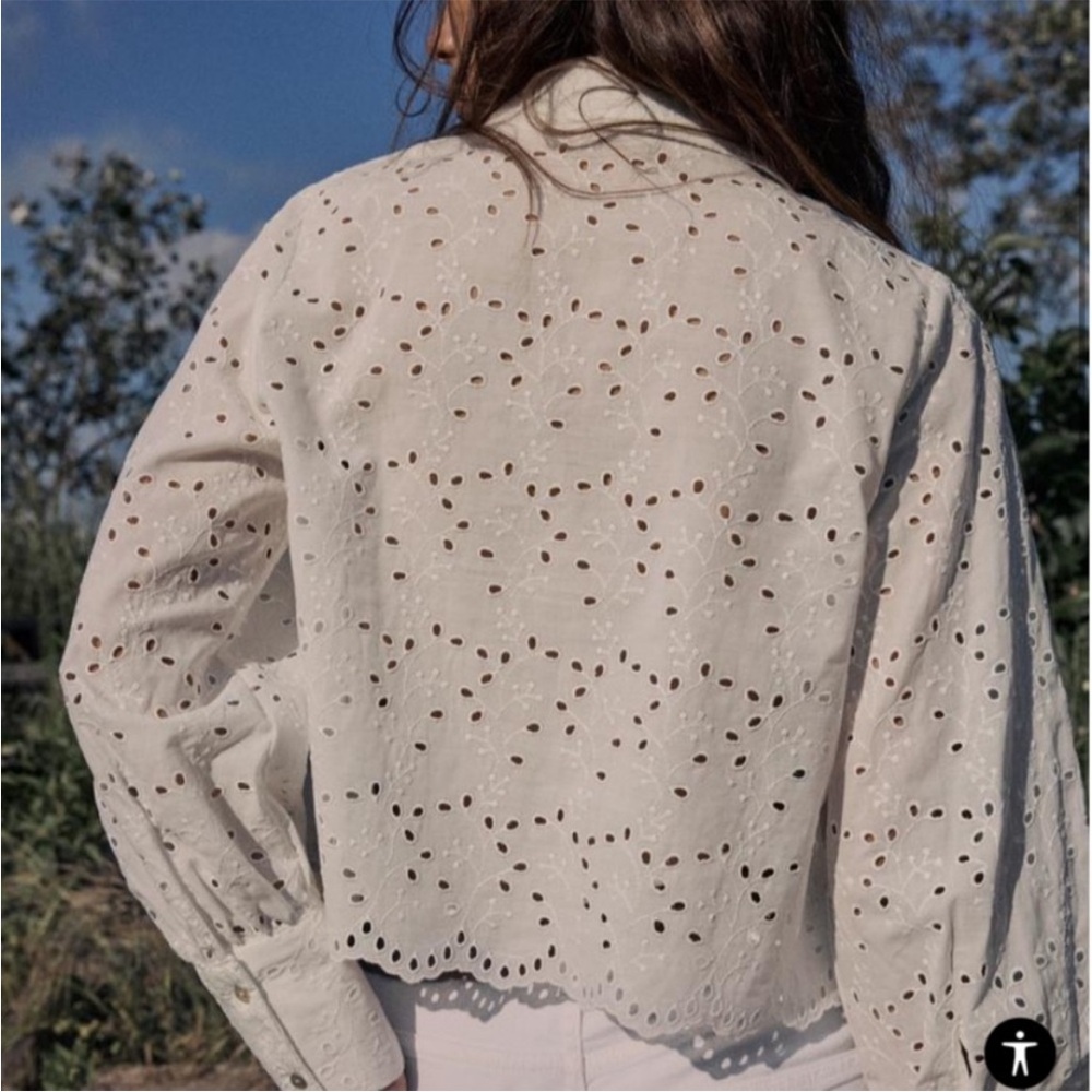 NWT ZARA EMBROIDERED EYELET CROP SHIRT - WHITE BUTTON DOW TOP SIZE M
Firm price - Picture 4 of 11